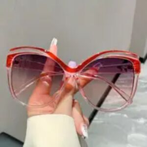 WOMEN TRANSPARENT PINK & GRAY LARGE CAT EYE SUNGLASSES
